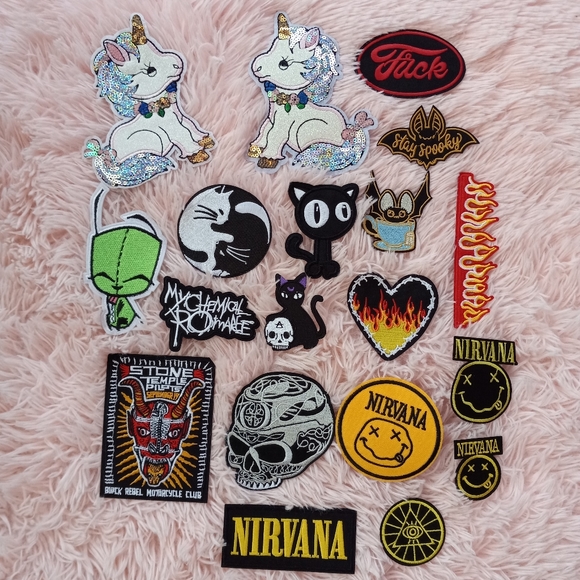 -🤘MY PATCH COLLECTION!!🕸🦇🌙 PIECES NOW 4 SALE! SCROLL DOWN!!! - Picture 14 of 16